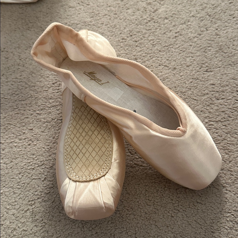 Nikolay Grishko Maya 1 Pointe Shoes